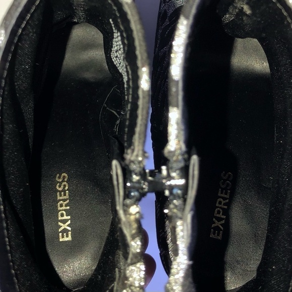 Express Metallic Leopard Booties - Picture 9 of 16